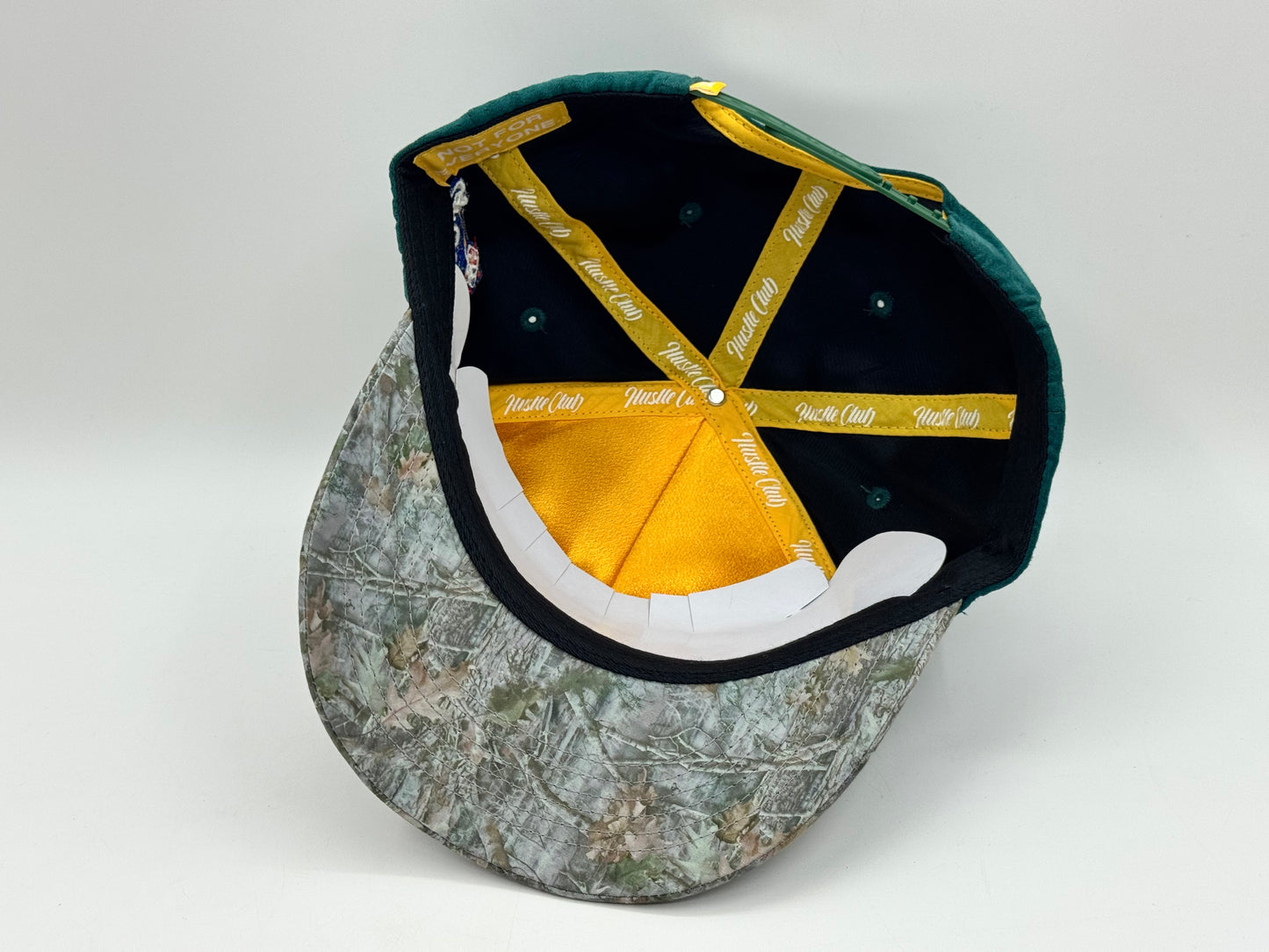 Hustle Club Vegas Snapback – Green / Camo Brim
