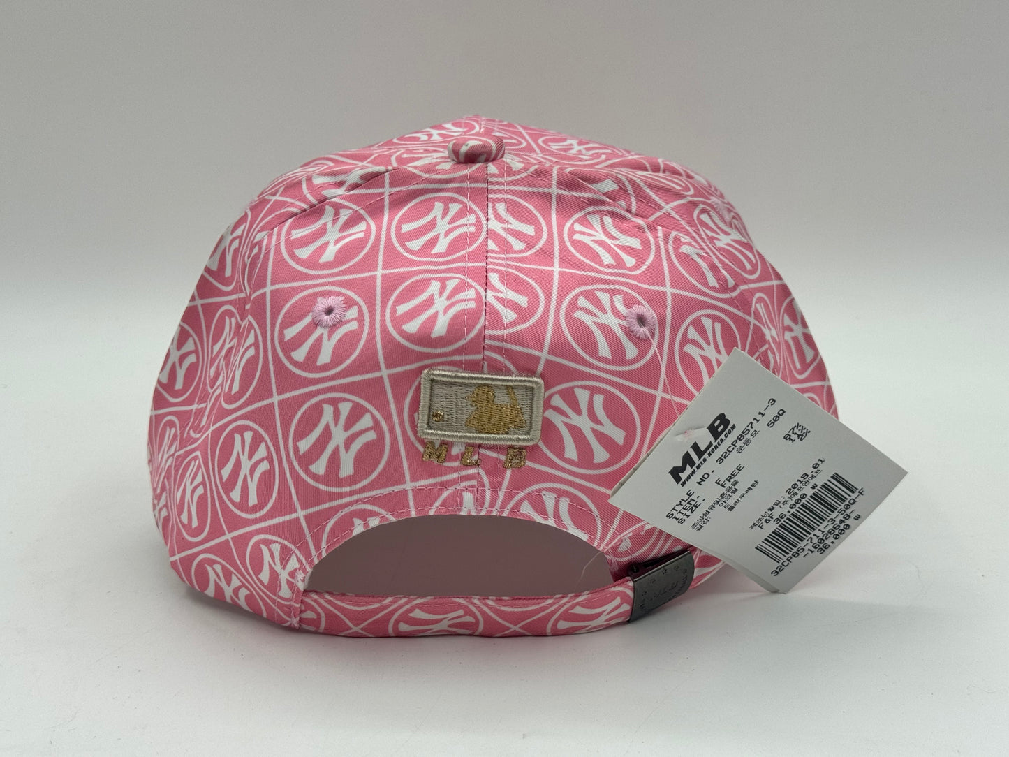 MLB Korea New York Yankees Monogram Cap – Pink / Gold