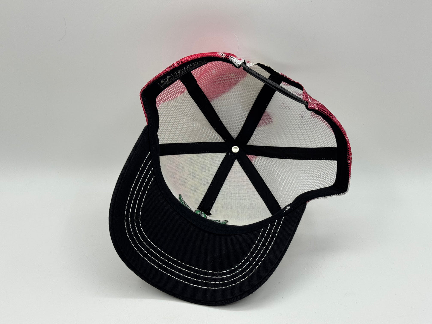 Rasta Leaf Trucker Cap – Top Level