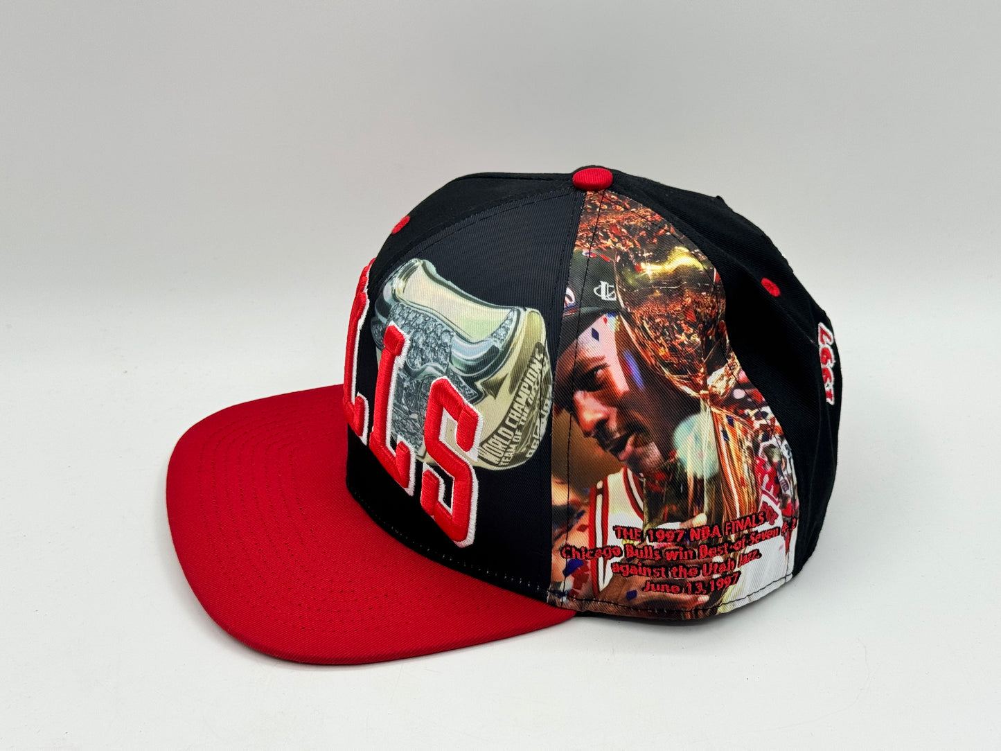 BULLS 1997 Commemorative – Red/Black General Release by Hats Maniac