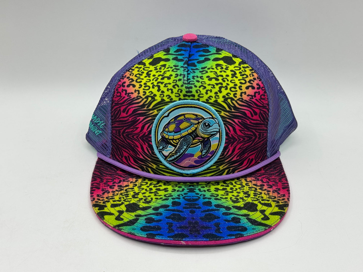 Turtle Trucker Snapback – Multicolor