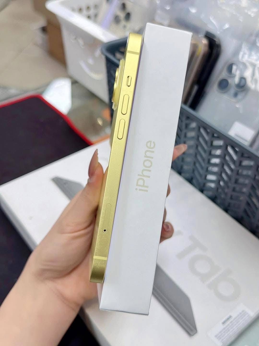 IPHONE 14 128GB 100% BH (23,000 + SF)