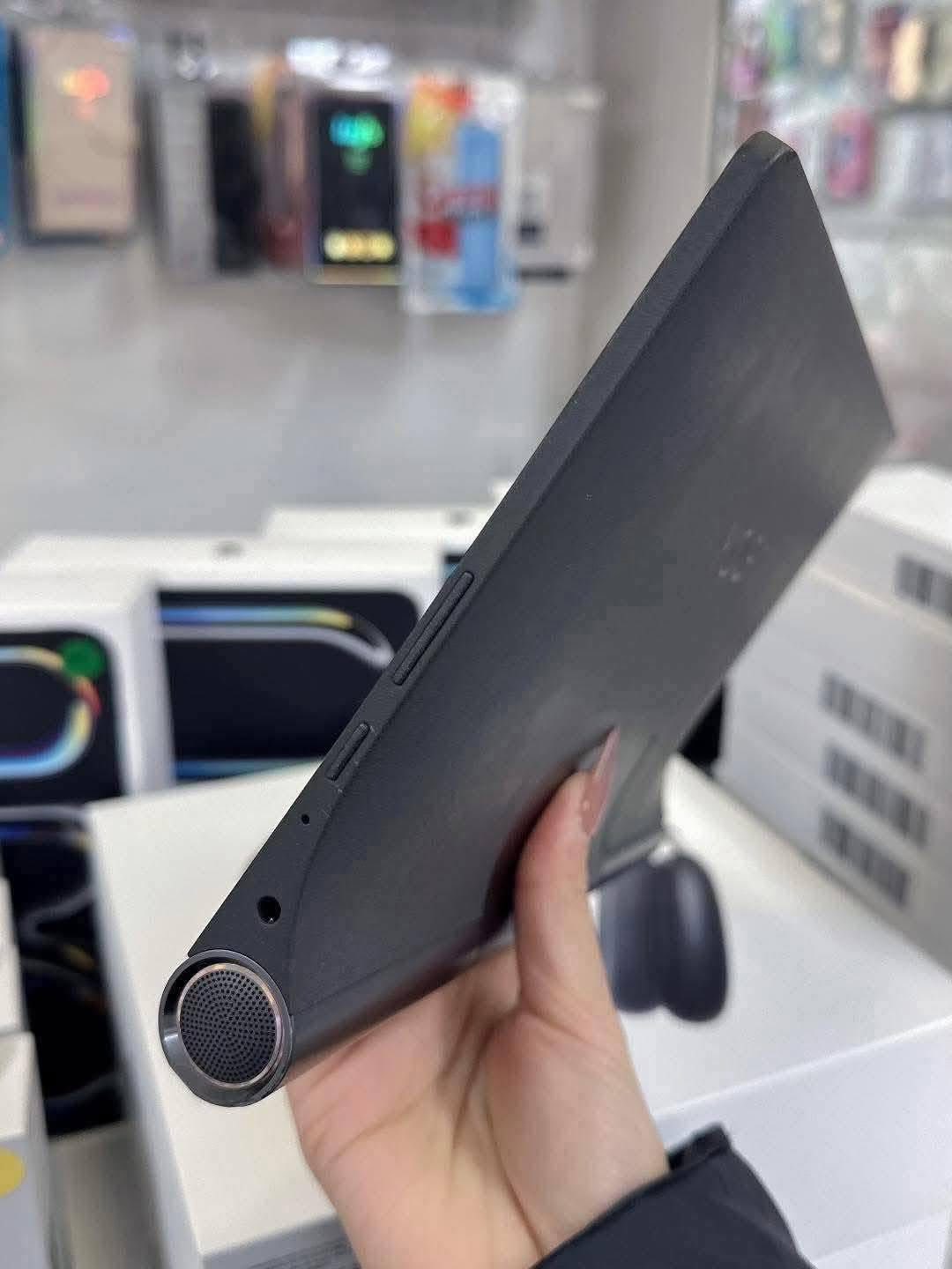 LENOVO YOGA TAB (JBL po yung built in speaker) 7,000 + SF