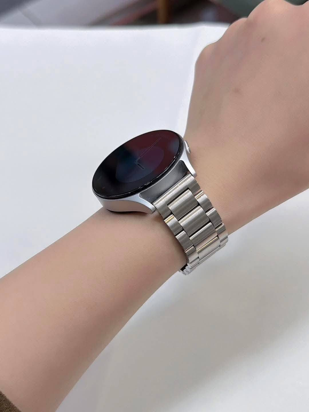 SAMSUNG GALAXY WATCH7 44MM (9,000 + SF)