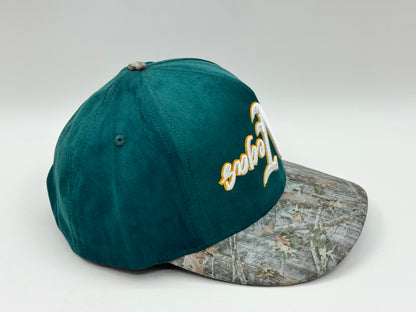 Hustle Club Vegas Snapback – Green / Camo Brim