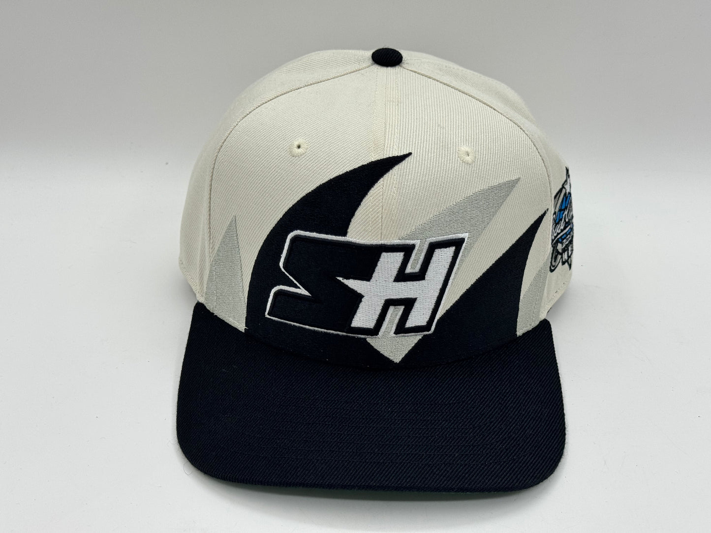 “SH” Dstooth Snapback – Cream/Black by Street Hustler
