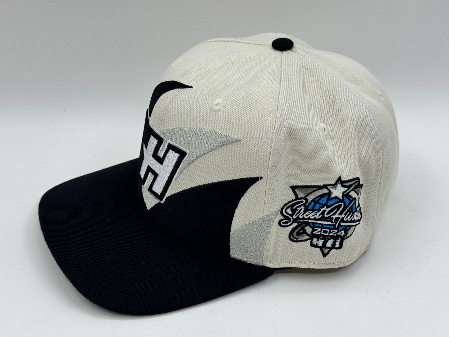 “SH” Dstooth Snapback – Cream/Black by Street Hustler