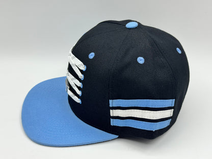 Hockey Lace Snapback Cap – Black / Sky Blue