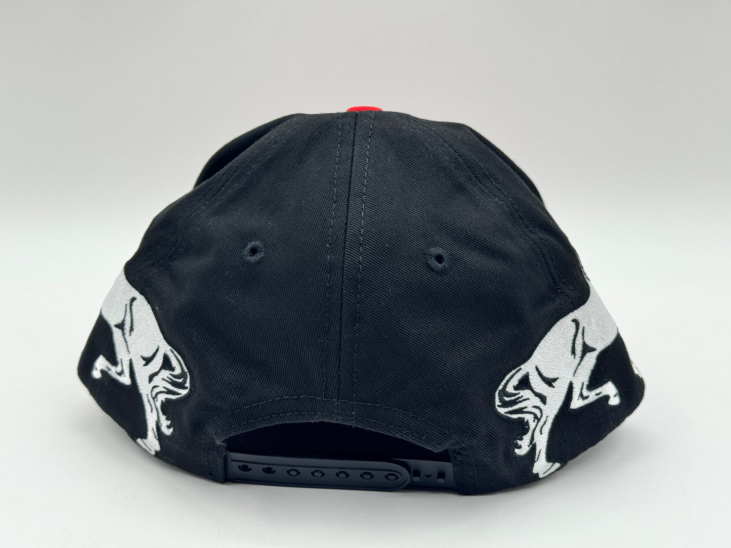 Streetwear Pegasus Snapback Cap – Black / Red