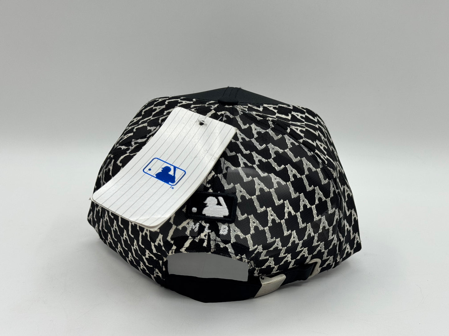 LA Monogram Mesh Snapback Cap (Black/White)