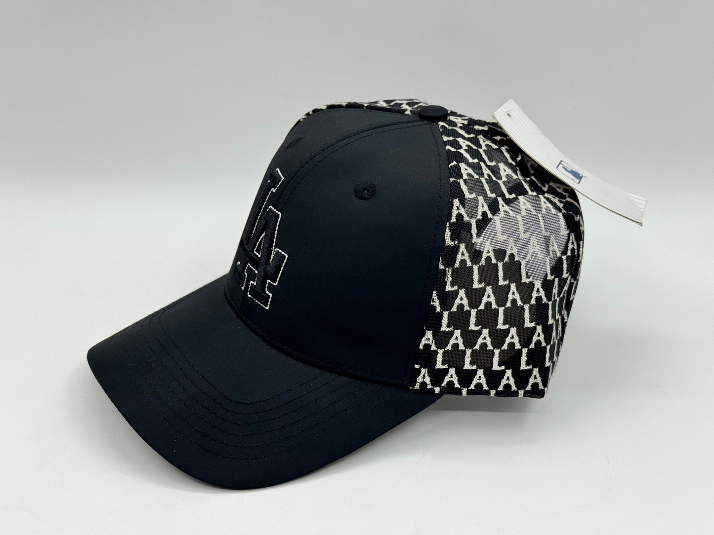 LA Monogram Mesh Snapback Cap (Black/White)