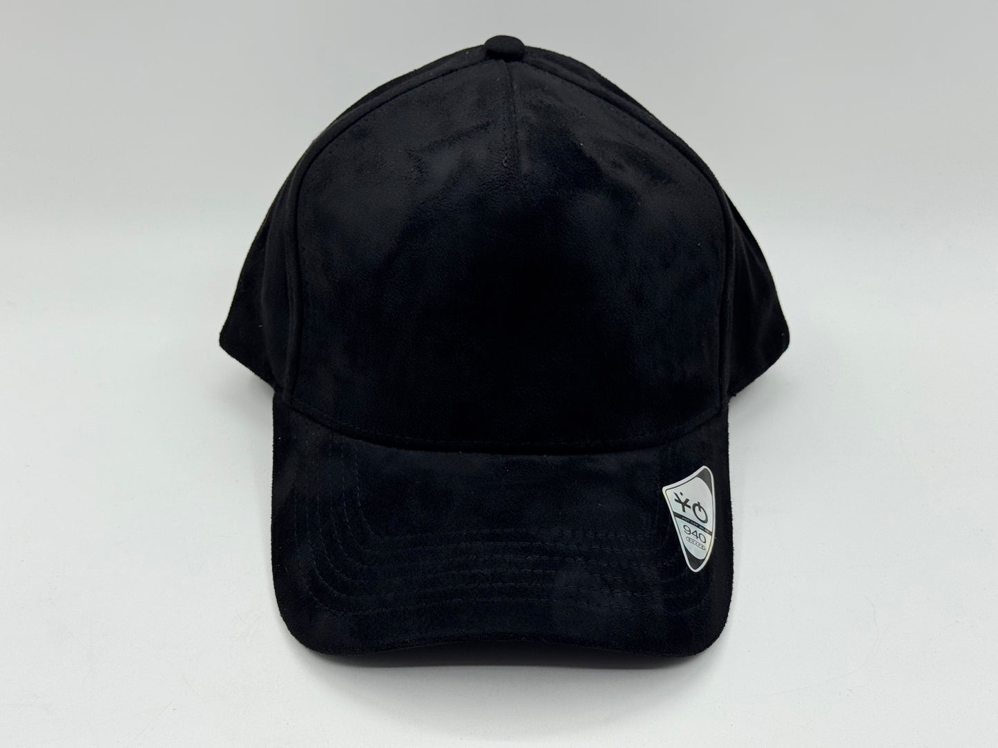 Stealth Black Snapback Cap – Minimal Edition