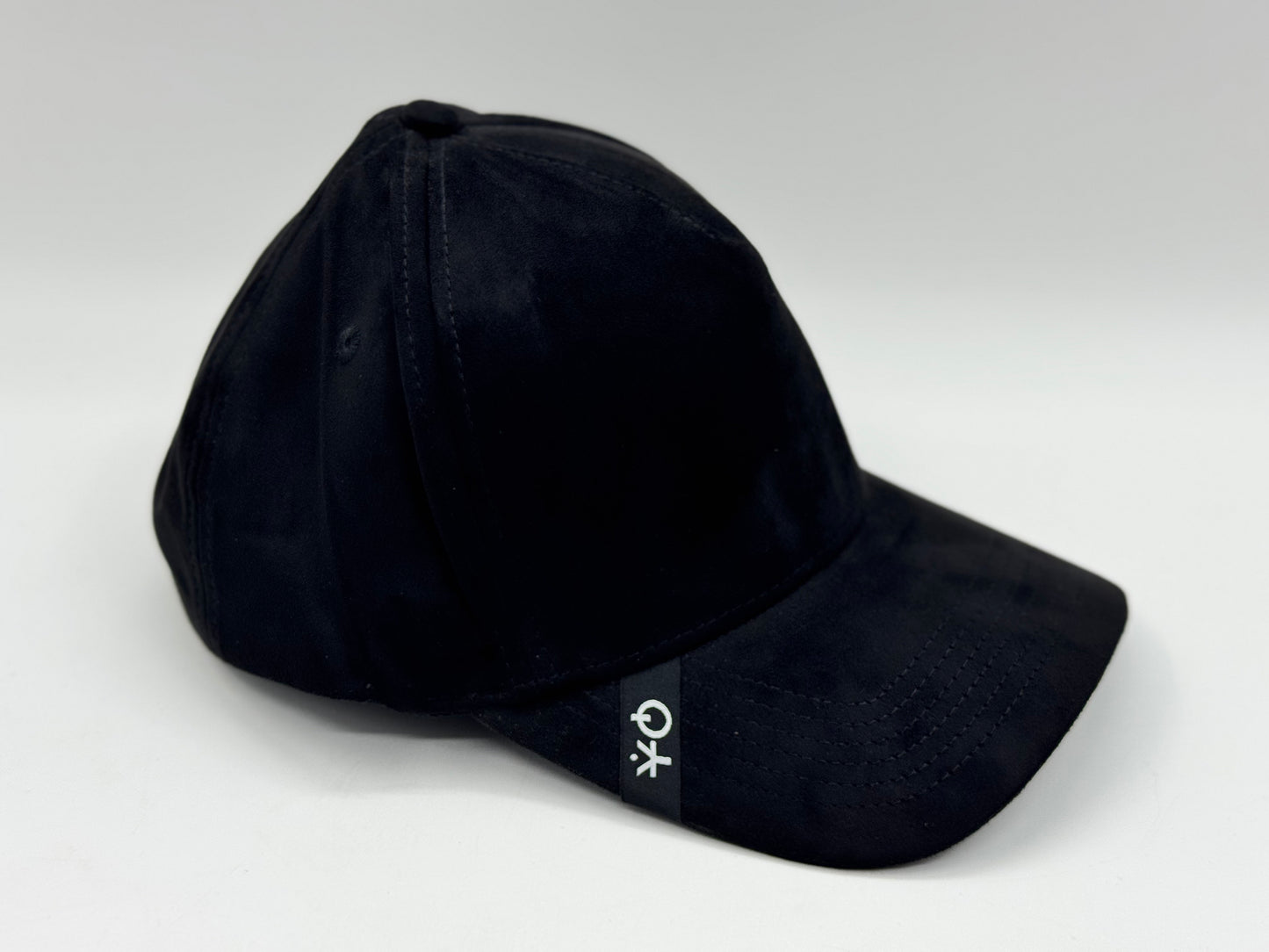 Stealth Black Snapback Cap (Minimal Edition)