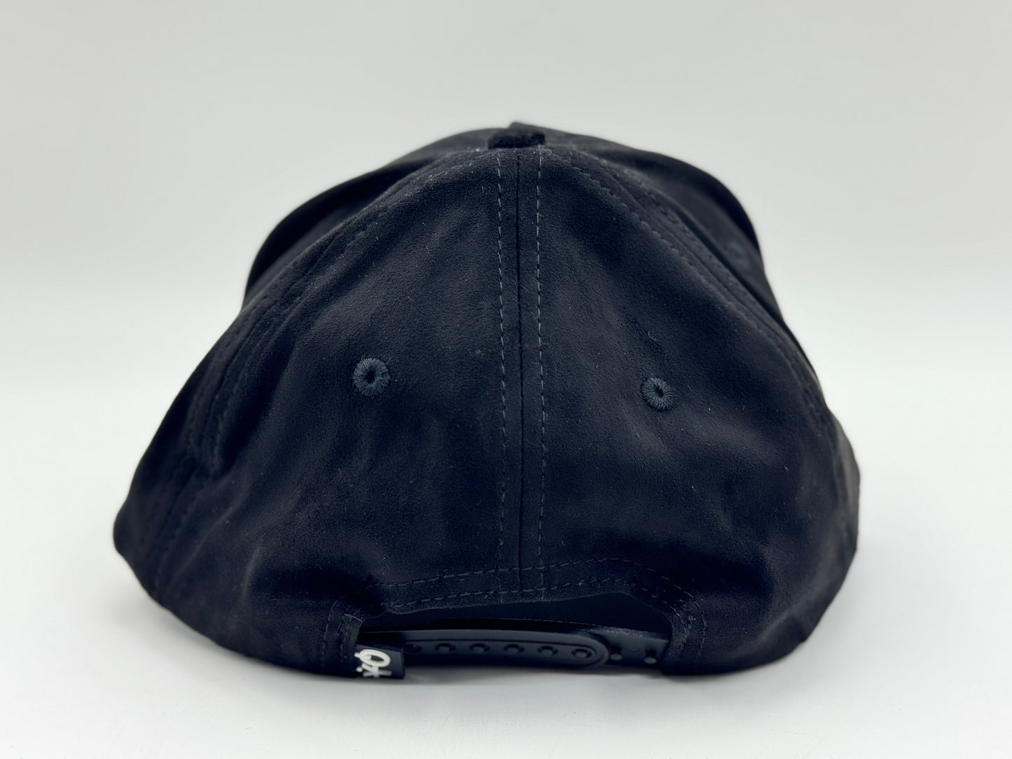 Stealth Black Snapback Cap (Minimal Edition)