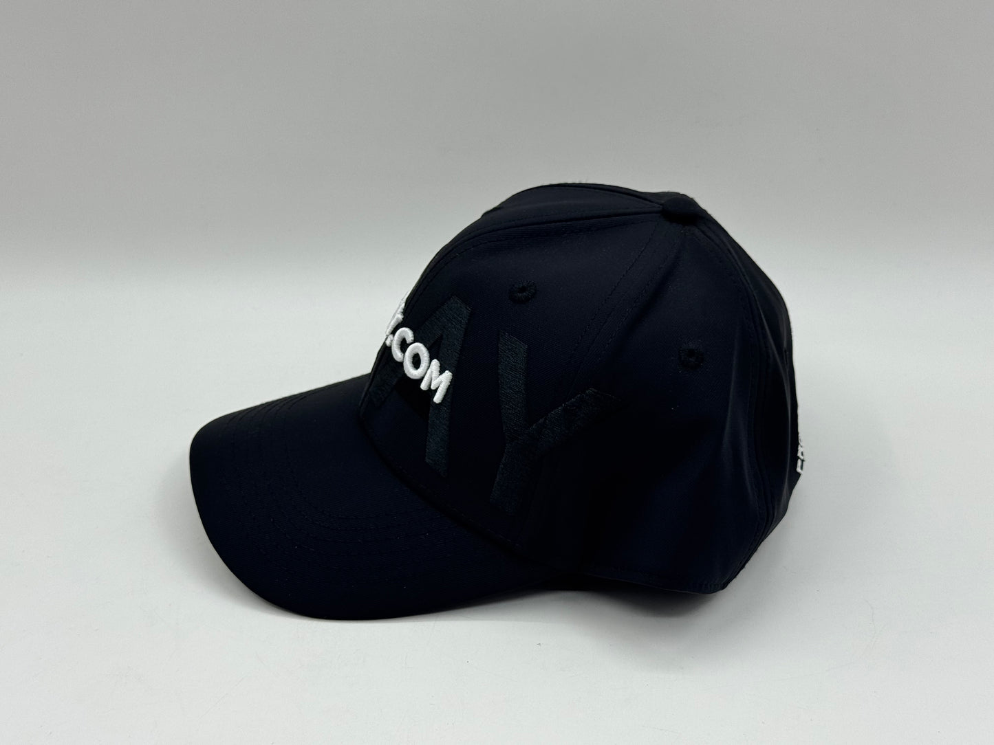 Pray.com Cap – Black