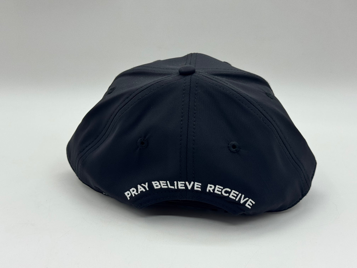 Pray.com Cap – Black
