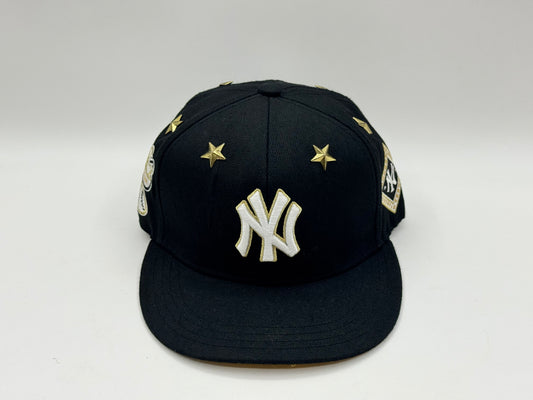 NY MLB Star Studded Snapback Cap – Black / Gold
