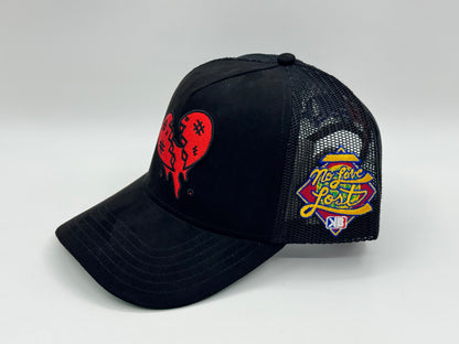 Broken Heart Trucker Cap – Black Edition